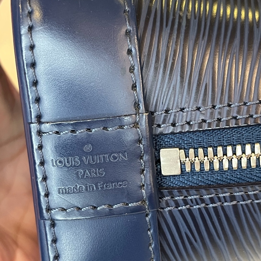 🎀LOUIS VUITTON Indigo Epi Leather Alma BB Bag - Picture 13 of 15